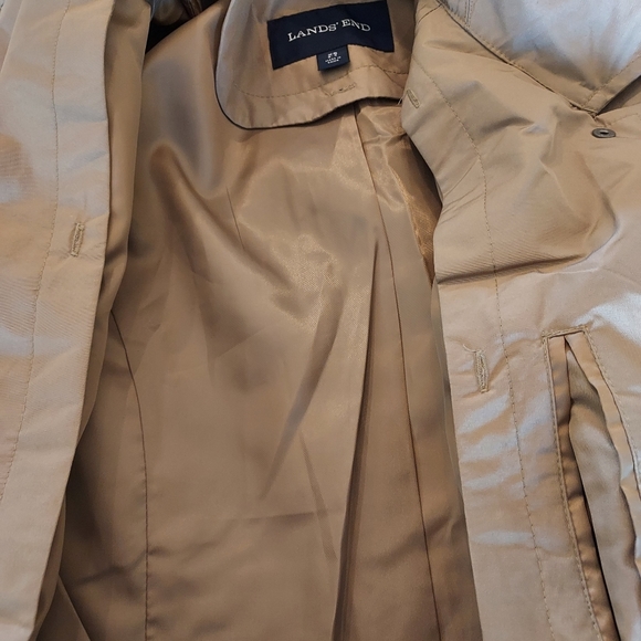 Lands'End Hooded Snap Front 3/4 Length Raincoat with Deep Pocket Snap Detail. - Picture 14 of 16